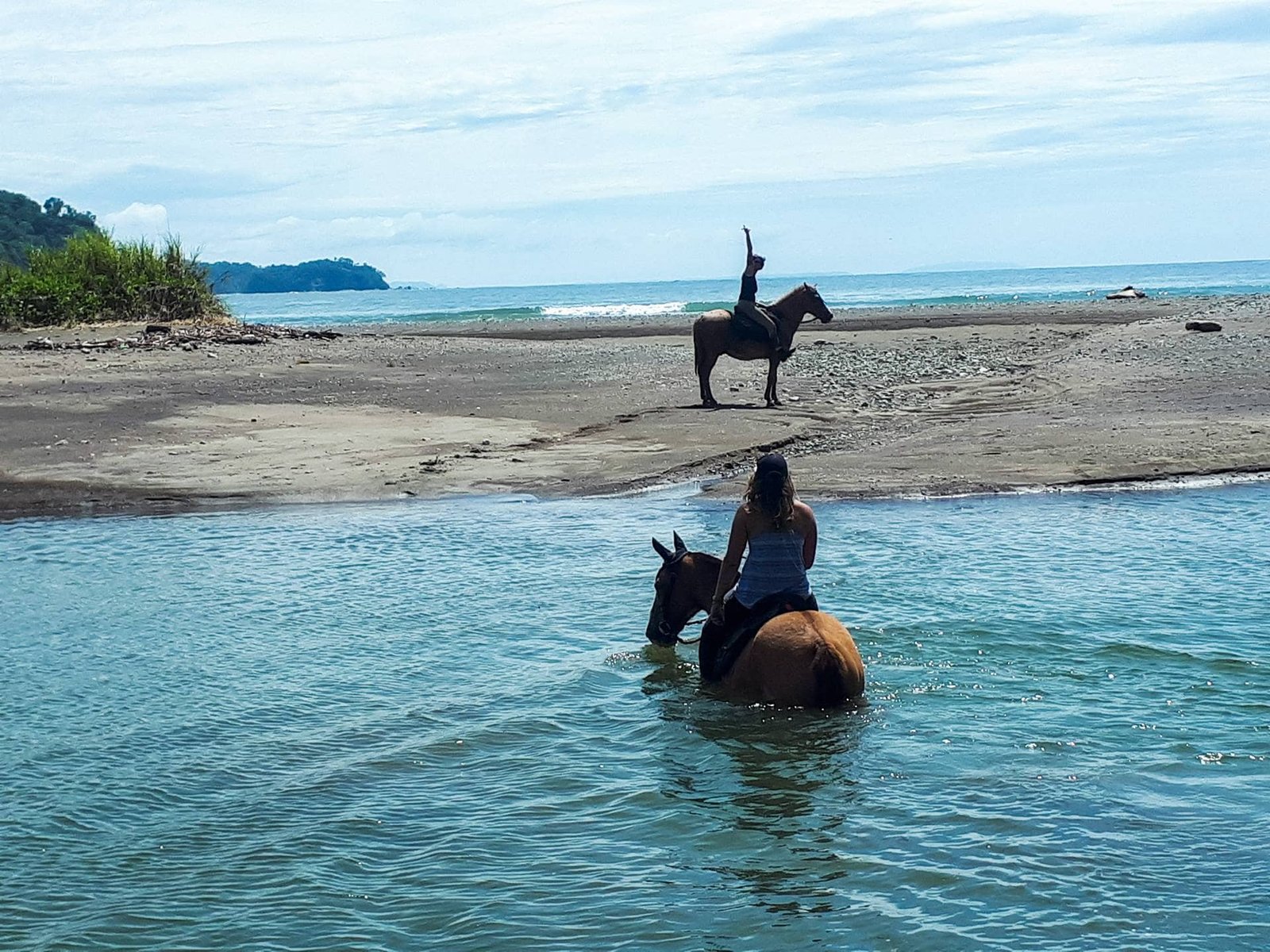 Riding hikes several days Samara Costa rica